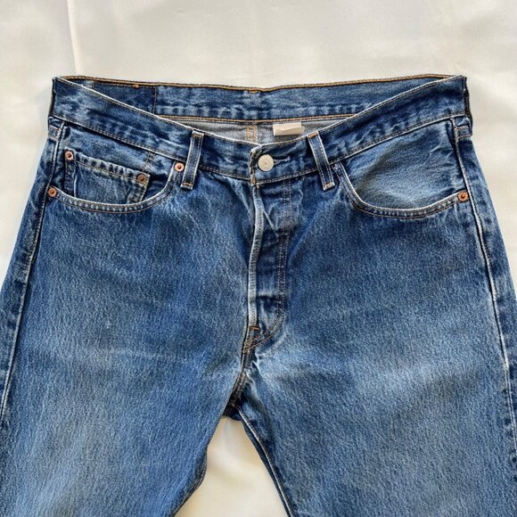 LEVI'S Jeans 501 Vintage Denim Blue Medium Wash Faded 90s Y2K Button Fly 34x30 - Picture 4 of 15